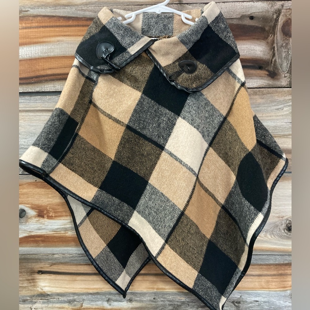 Little Trendsetter cape size fits 5-8